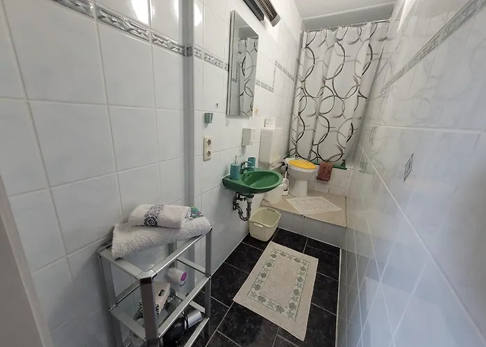 Casa Carolina Rumanisches Restaurant & *